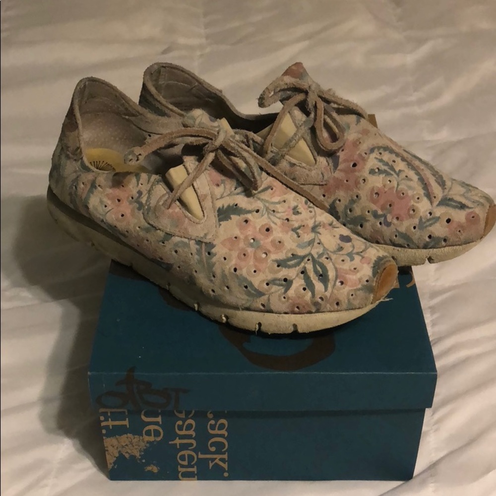 OTBT Lunar Floral